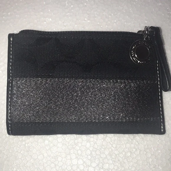 Coach Black and Silver card holder keychain - Picture 5 of 10